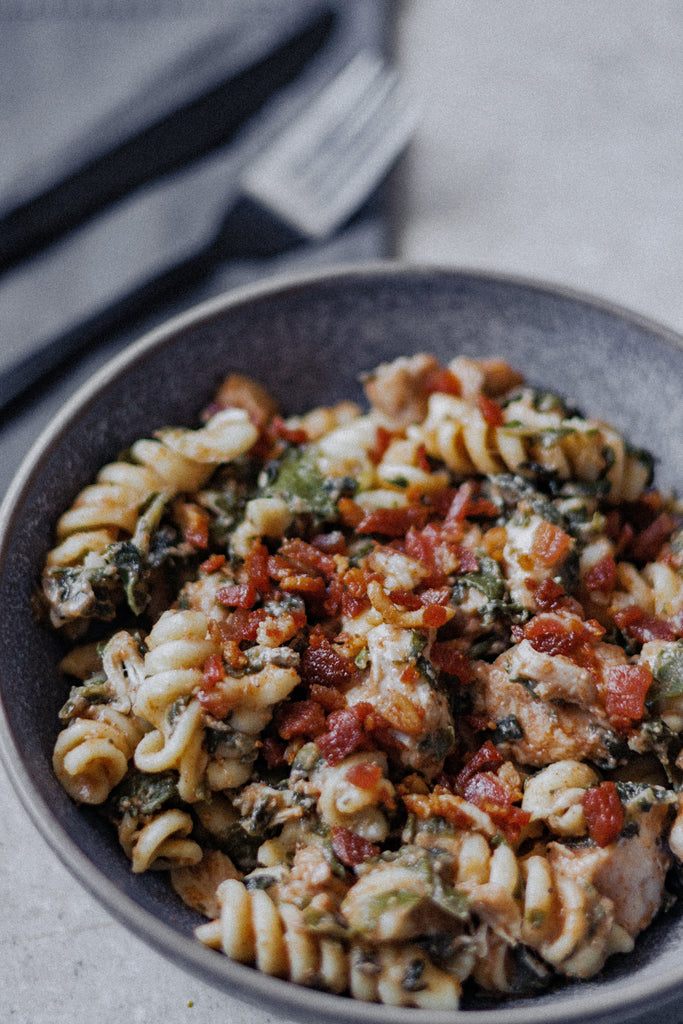 Lean Bacon, Chicken and Spinach Alfredo